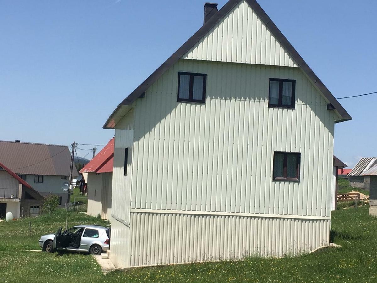 Apartment Helena Žabljak エクステリア 写真