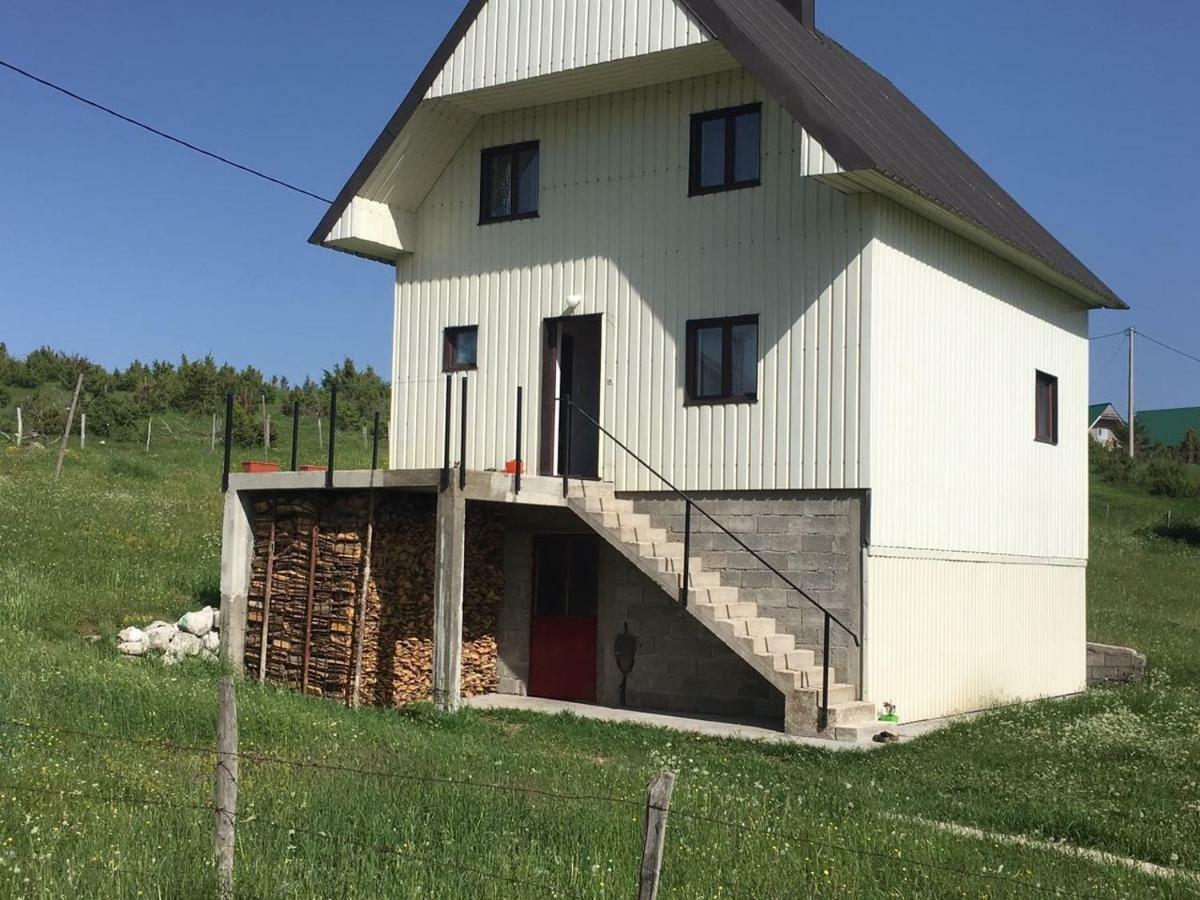 Apartment Helena Žabljak エクステリア 写真